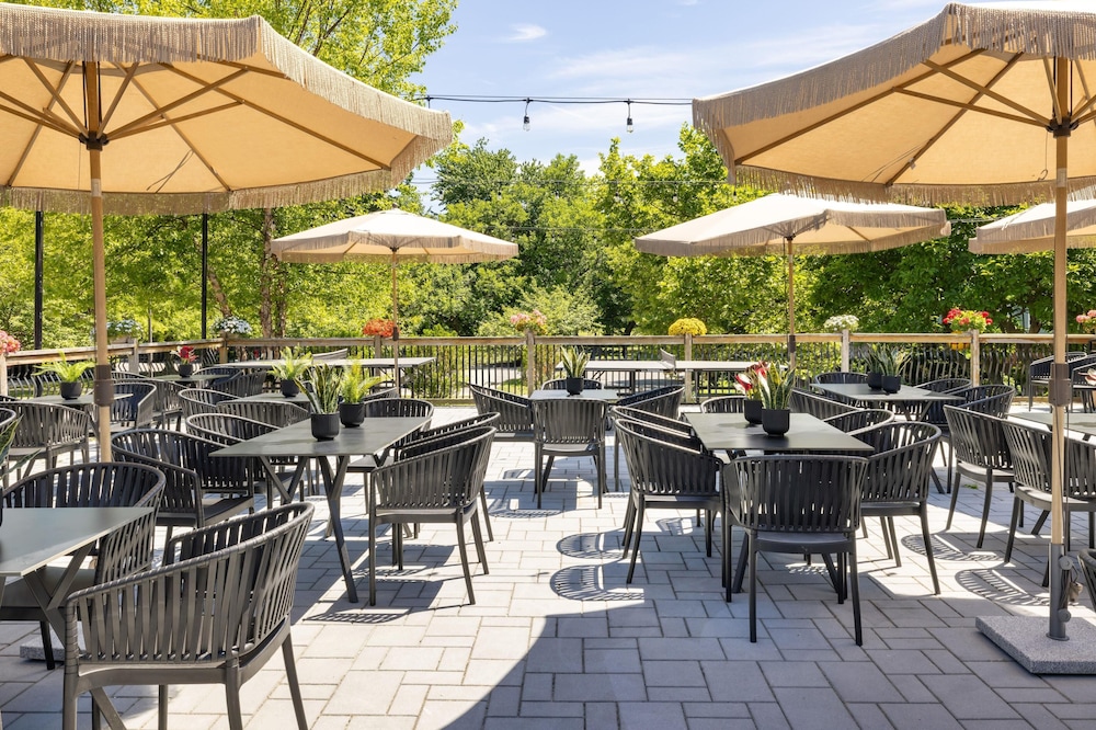 Sleepy Hollow Hotel, a Dolce by Wyndham 52/70