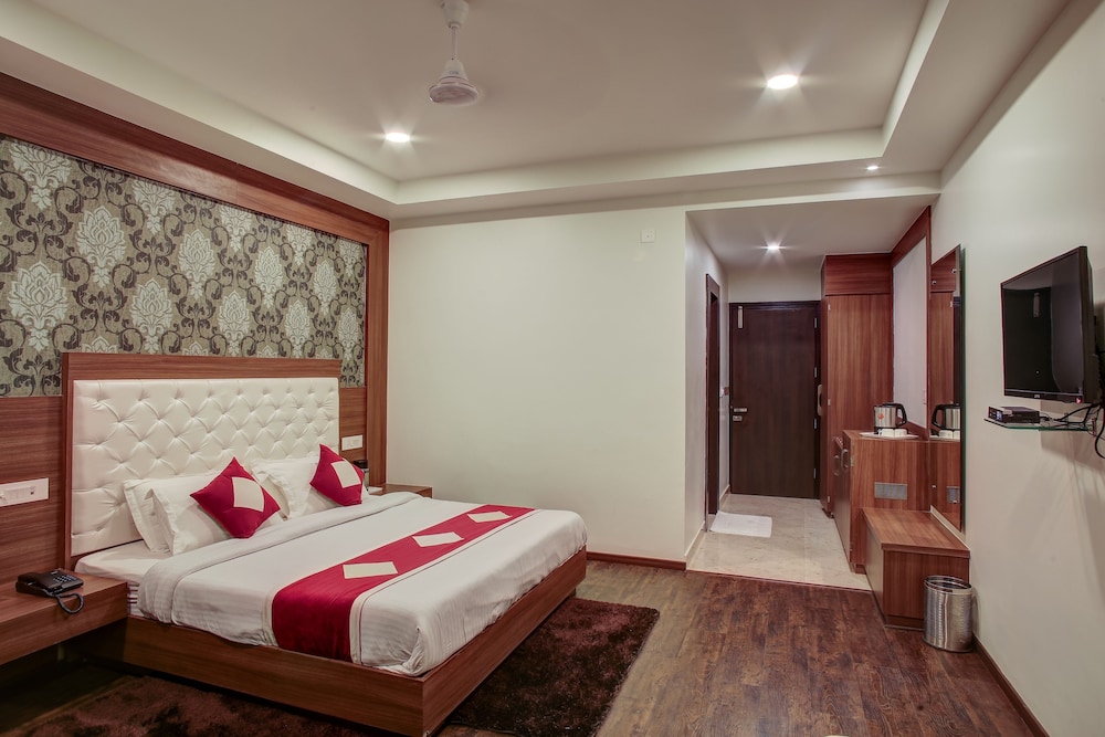 Hotel The Royal Krishna 10/47