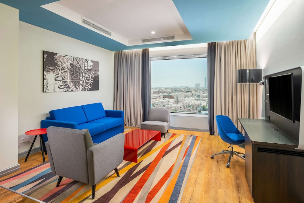 بارك إن باي راديسون جدة طريق المدينة(Park Inn By Radisson Jeddah Madinah Road) 36/65