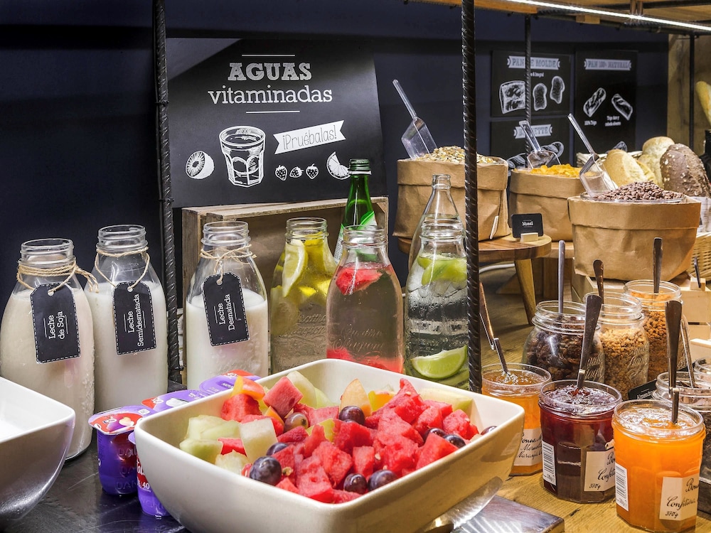 IBIS BARCELONA MOLINS DE REI 42/67
