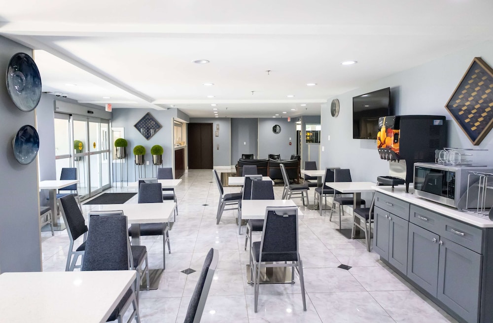 Baymont by Wyndham College Park Atlanta Airport South 38/50
