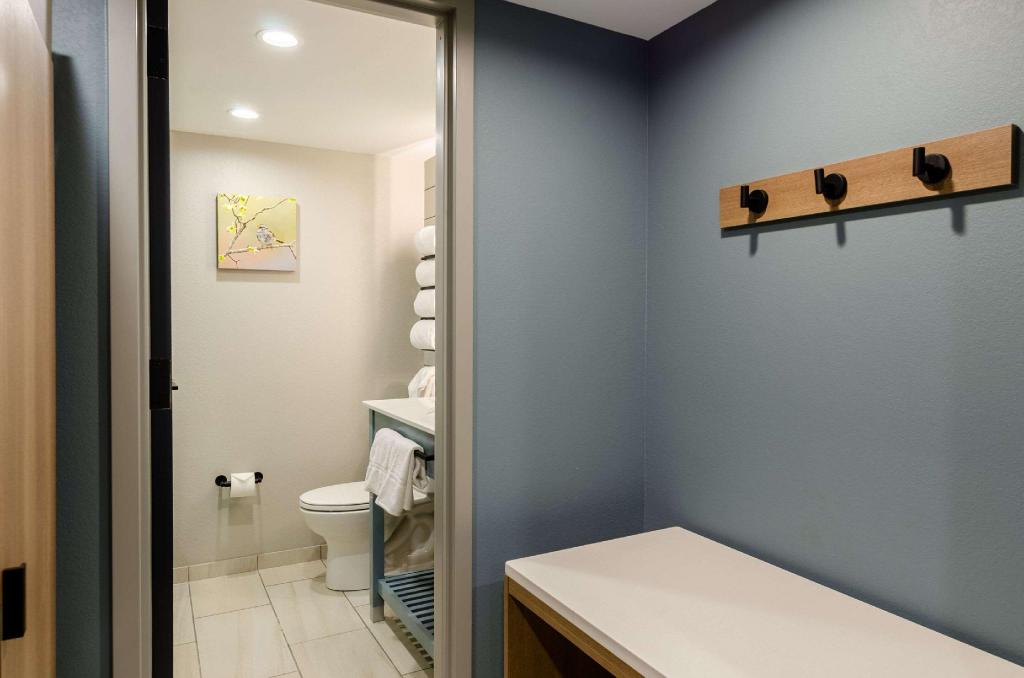 Upgrade, Suite, King and Twin Beds، Graystone Lodge, an Ascend Collection Hotel 8/10