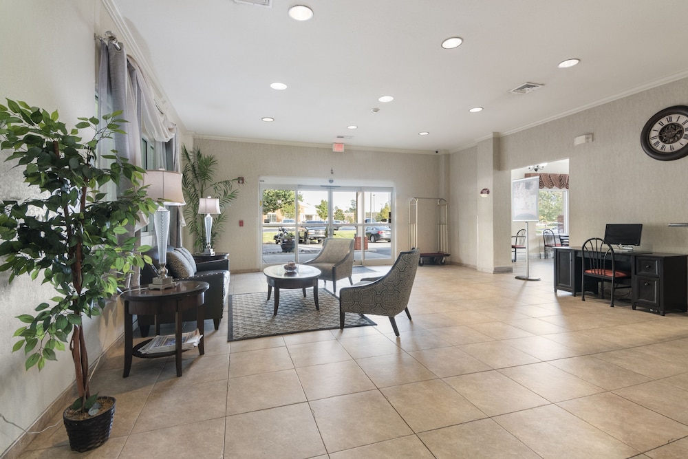 Sleep Inn & Suites Newport News City Center Area 36/41