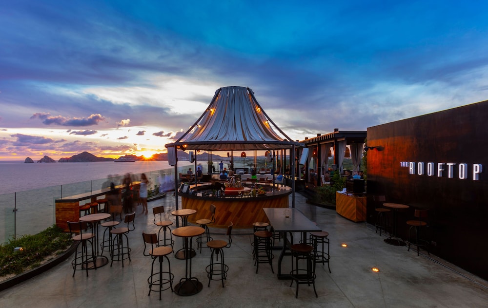 THE CAPE - A THOMPSON HOTEL 2/68