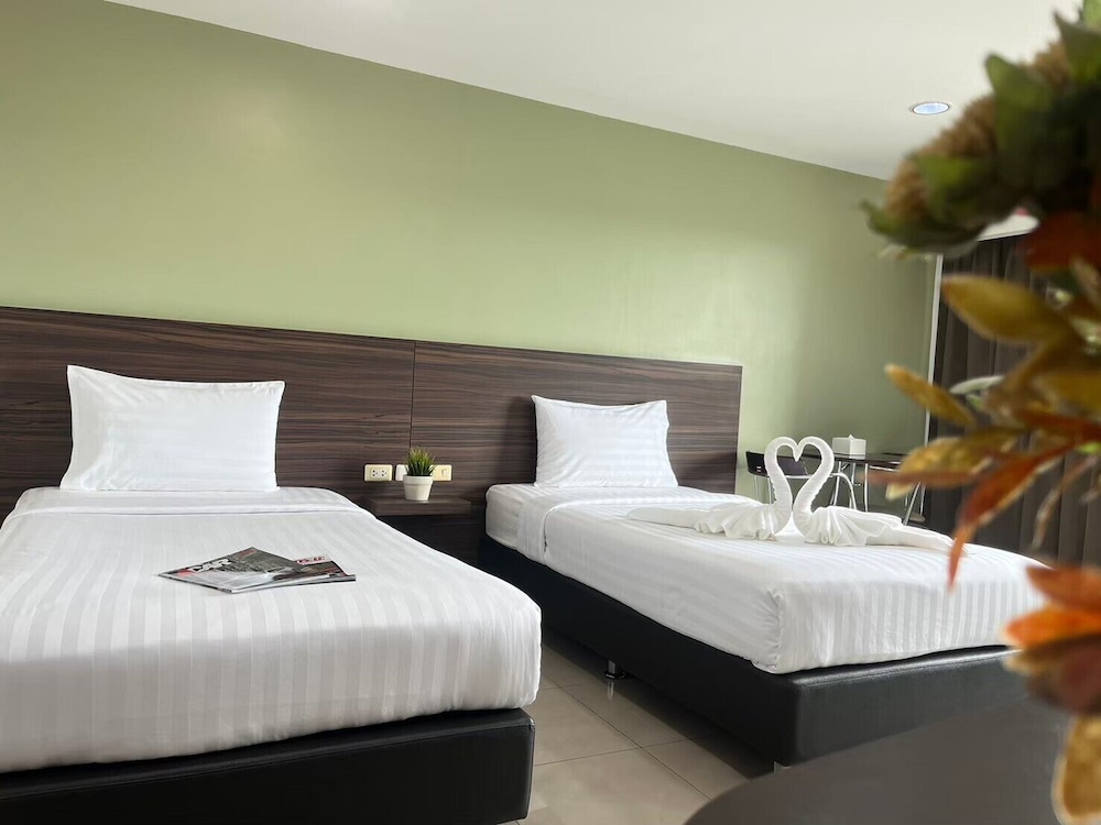 PREMIER, SINGLE, TWIN BEDS