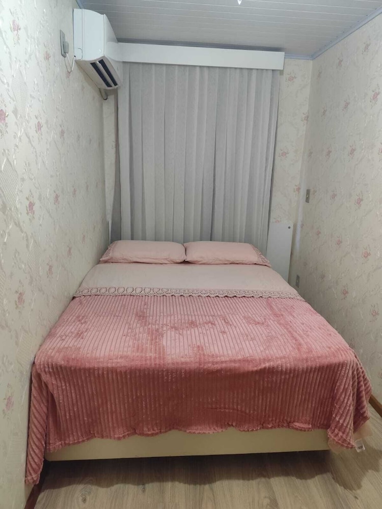 STANDARD, DOUBLE BED