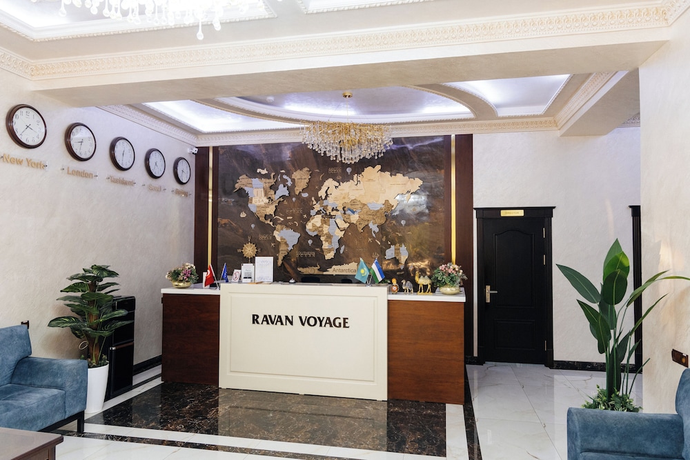 Lobby at Ravan Hotel Tashkent, TASHKENT