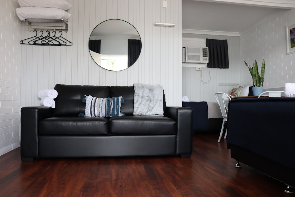 Almare Tourist Motel 30/50