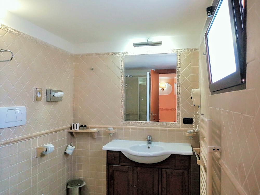 جناح جونيور بشرفة، Hotel Riviera Fiumicino 6/7
