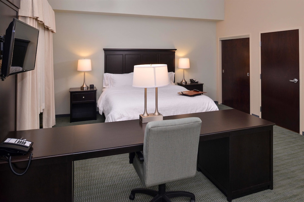 Hampton Inn and Suites Mount Joy Lancaster West 22/43