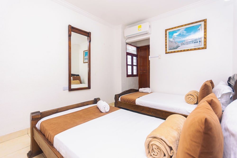 STANDARD, TWIN BEDS