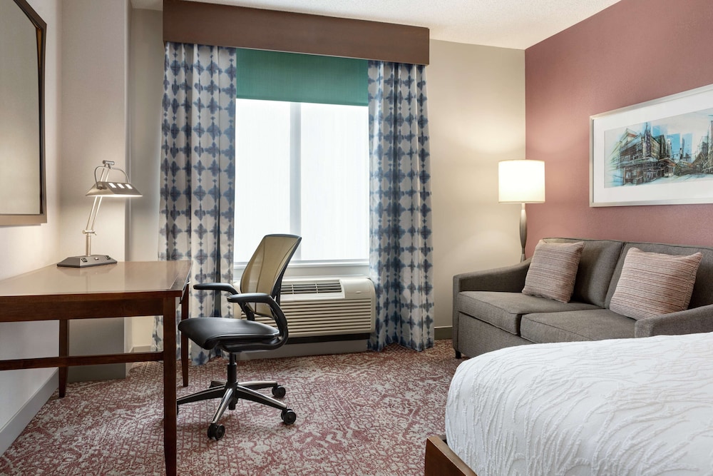Hilton Garden Inn Louisville Downtown 86/87