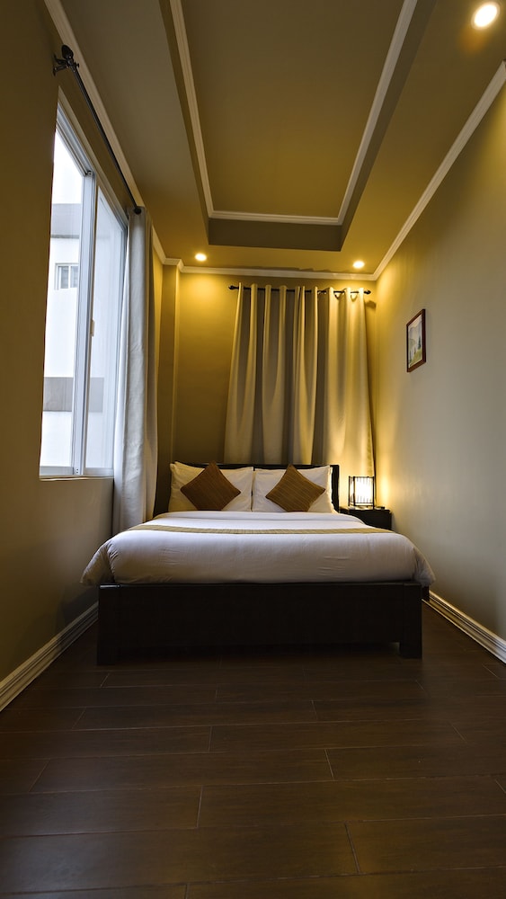 Vela Terraces Hotel 8/26