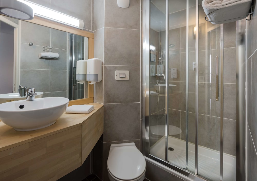 Hotel Kyriad Caen Sud Ifs 14/31