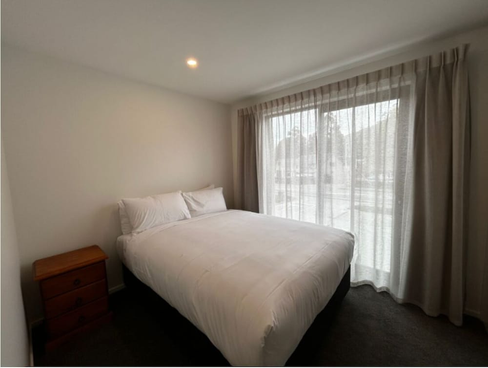 Swiss-Belresort and Villas Coronet Peak 28/65