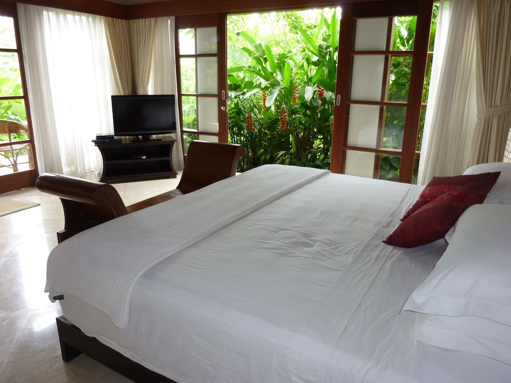 DELUXE, SUITE, GARDEN VIEW, POOL SIDE