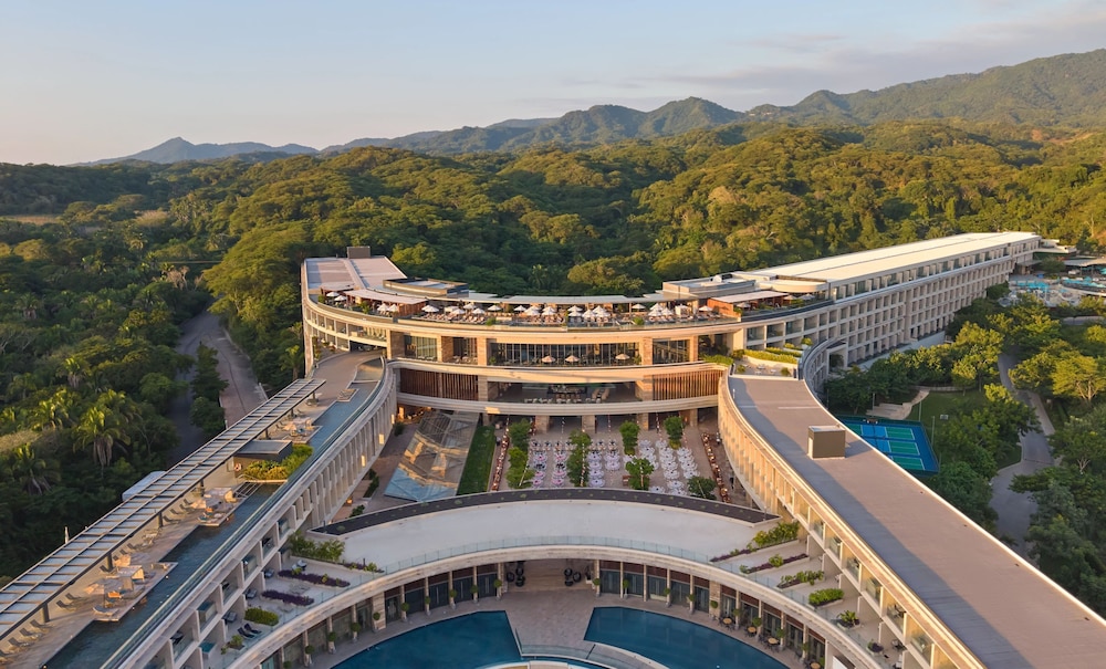 Secrets Bahia Mita Surf and Spa Resort 2/74
