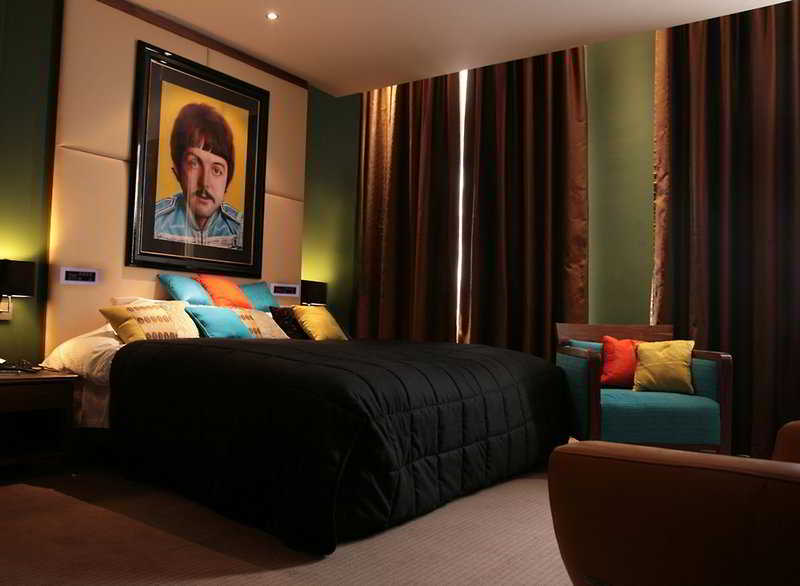 Luxury, Double Bed