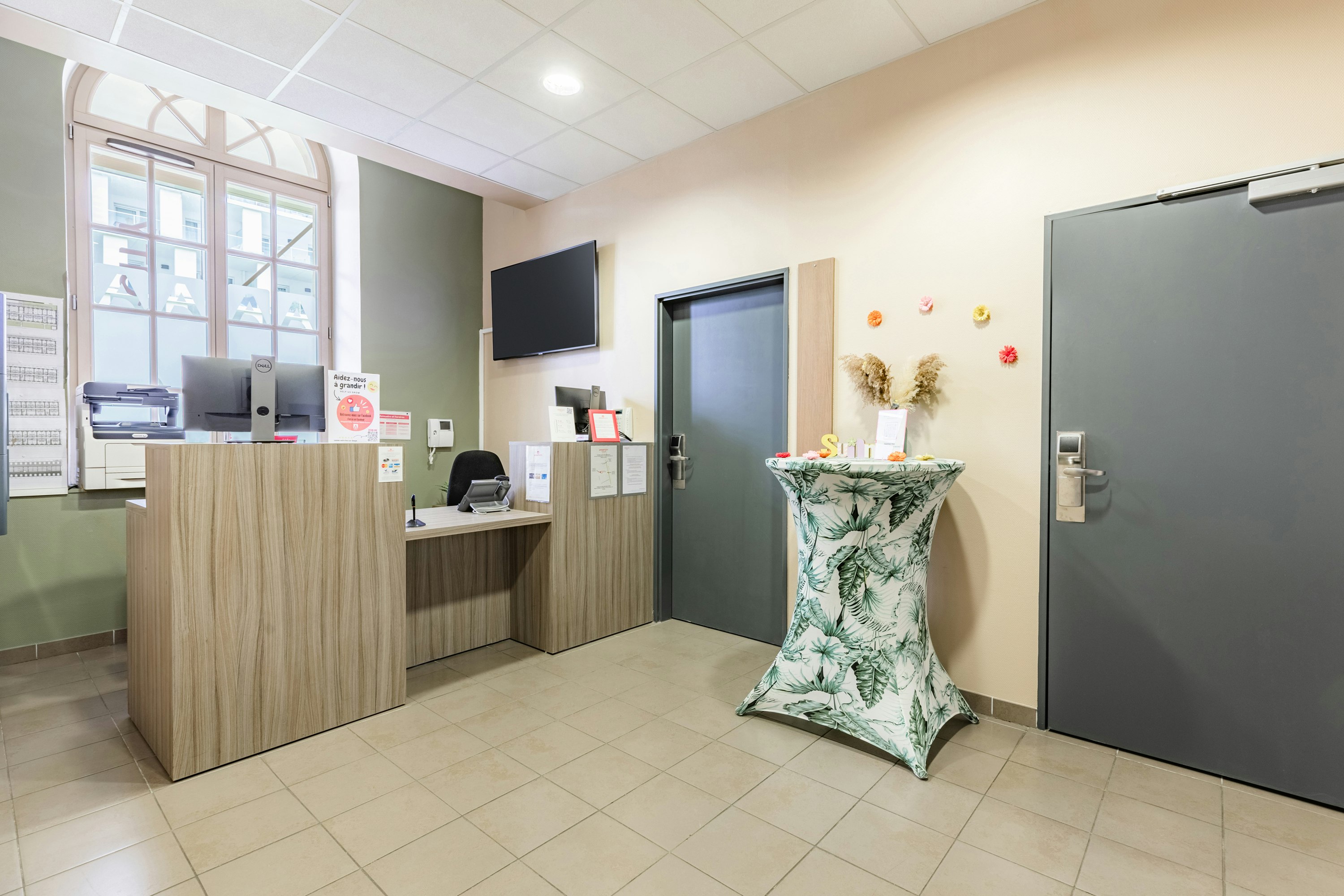Lobby at Appart City Confort Reims Centre, REIMS