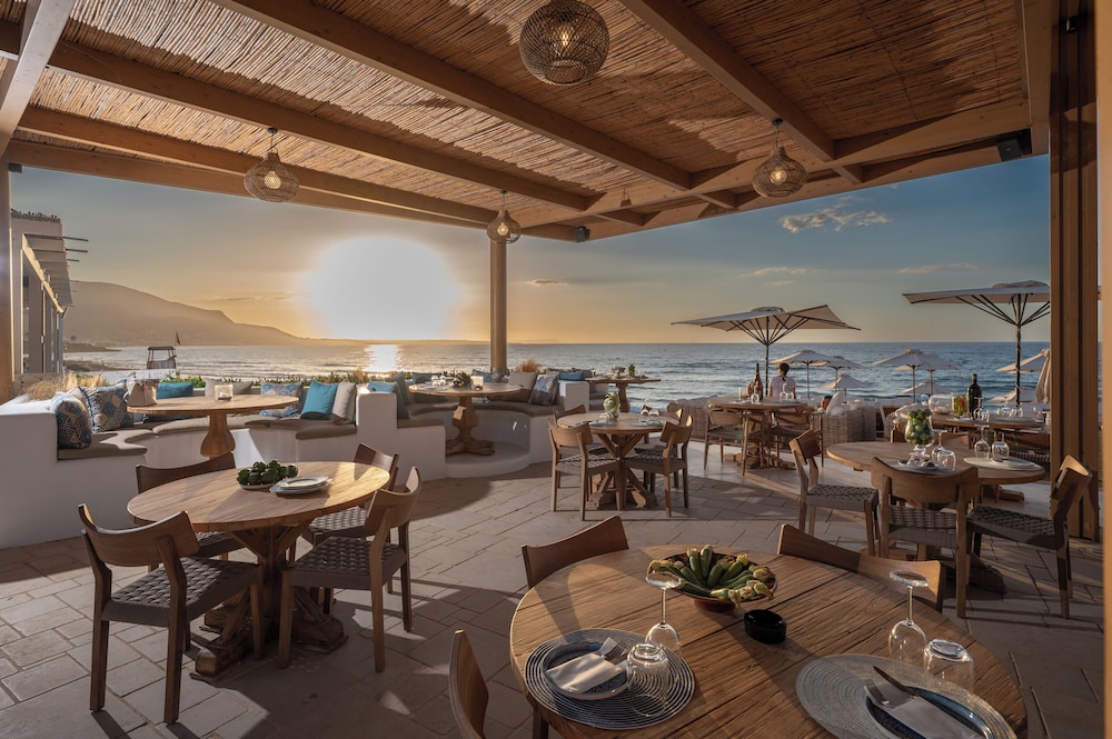 Parthenis Beach Apartments 42/50