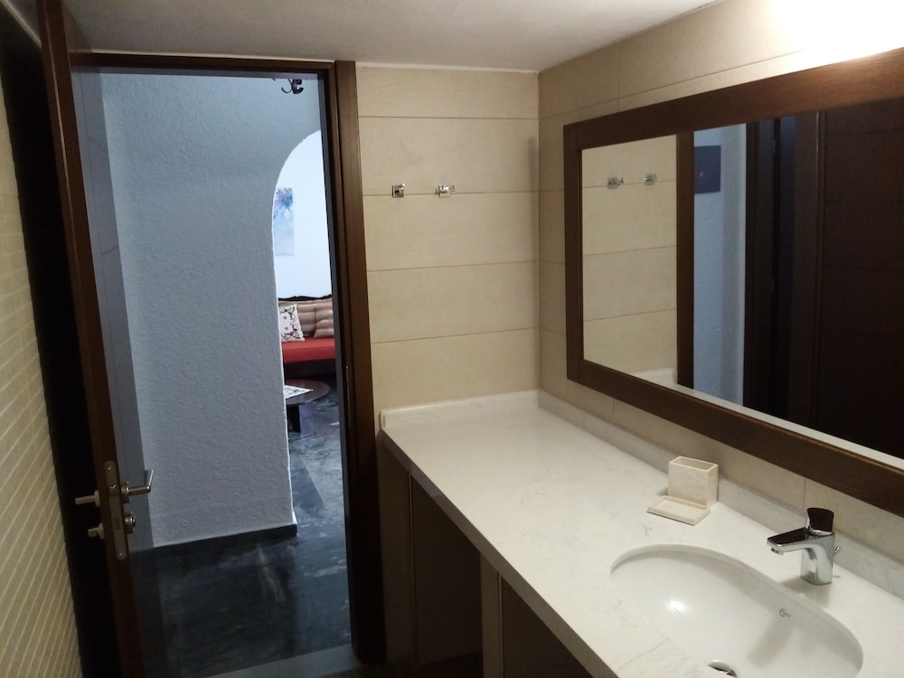 Vangelis Villas 44/45