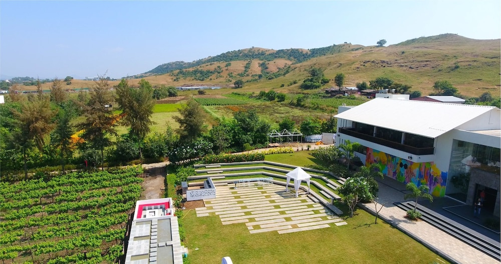 Regenta Resort Soma Vine Village 27/34