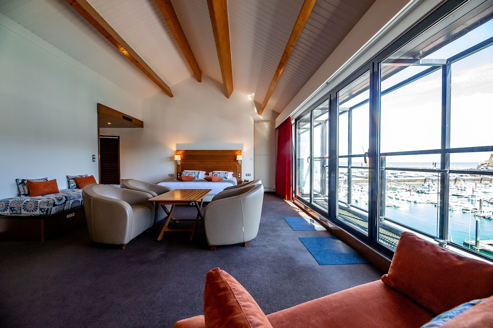 HOTEL LE GRAND PAVOIS 52/87