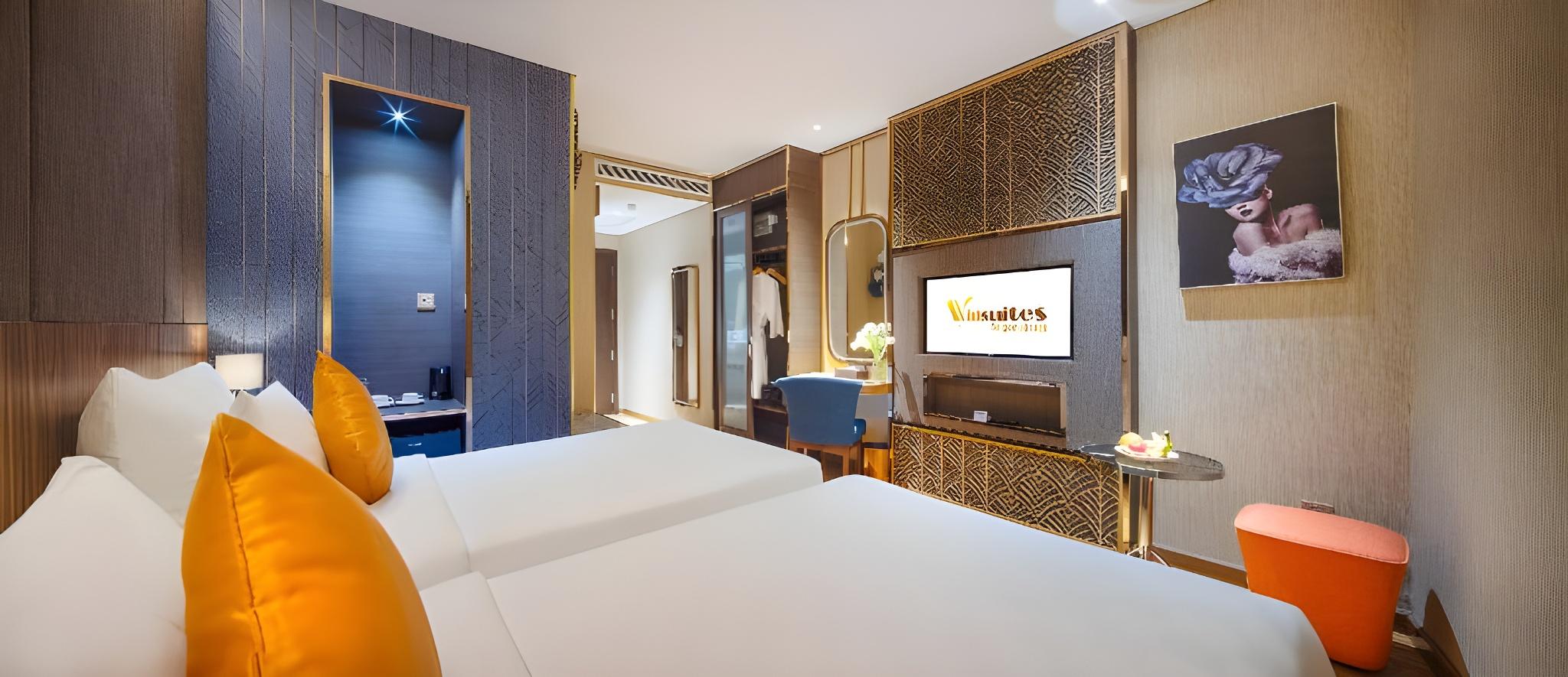 Deluxe, Double or Twin Bed, No Window