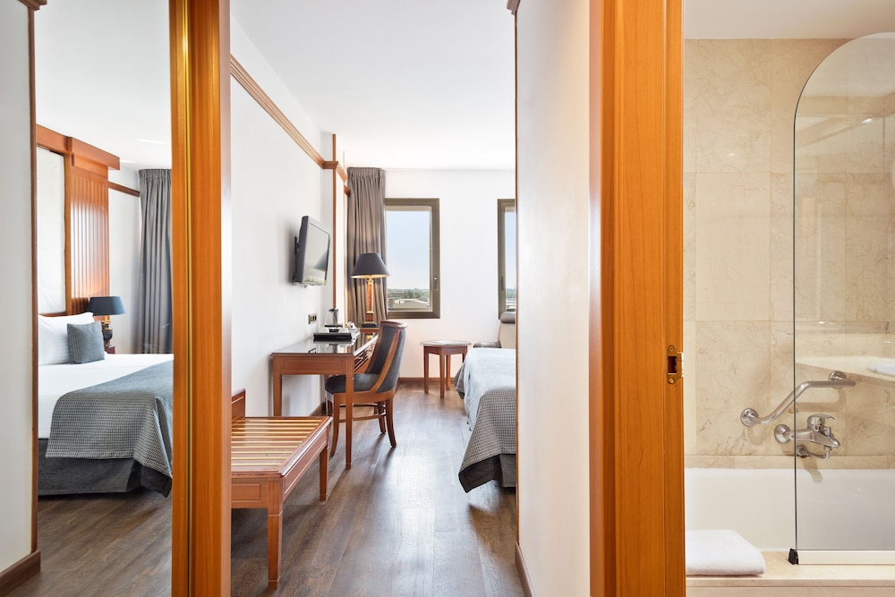 Best Western Premier CMC Girona 13/52