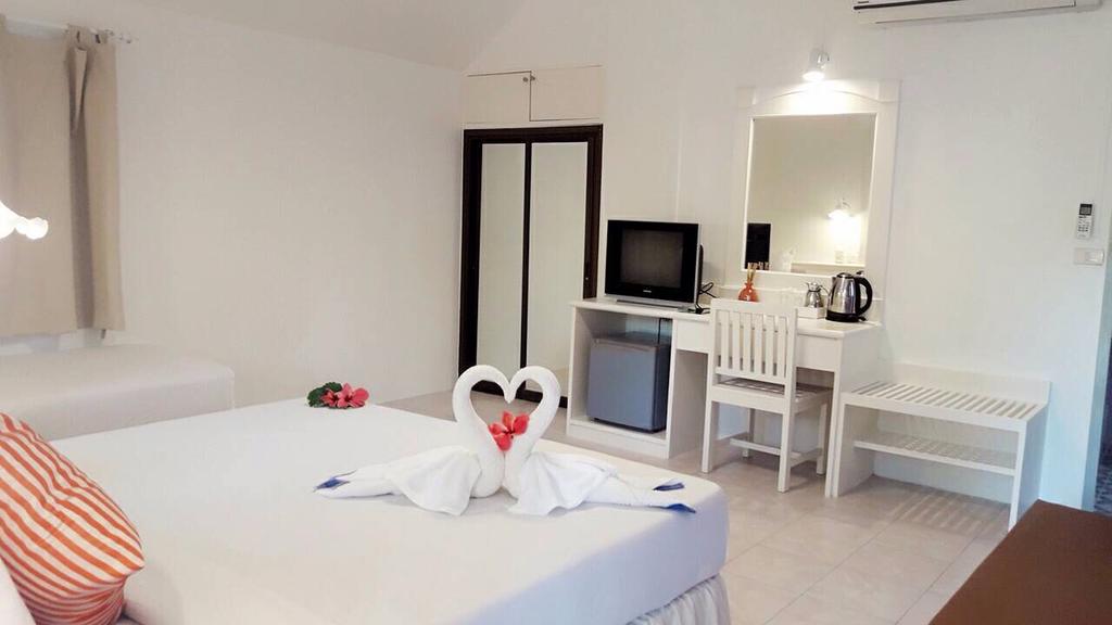 Bungalow, Beach Front، Bay Beach Resort 5/9
