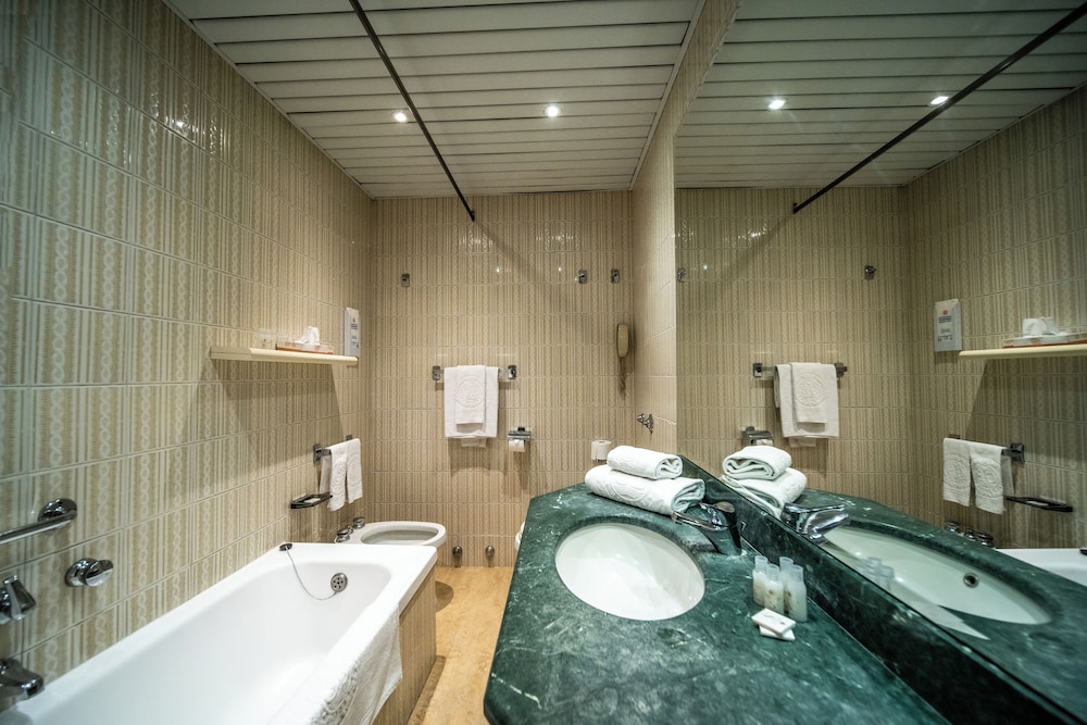 Hotel La Residence Idrokinesis 65/65