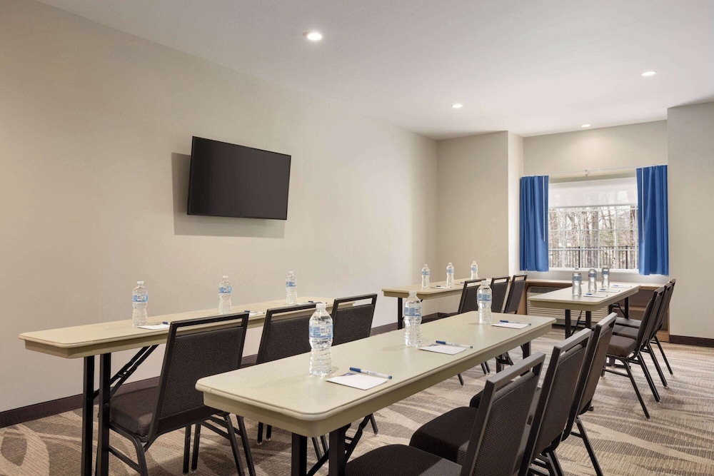 Microtel Inn Suites By Wyndham Gambrills 36/50