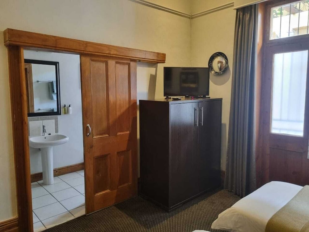 Ashanti Guest House Gardens Hostel 4/50