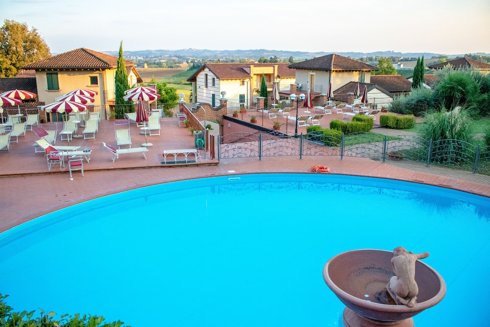 Ariotto Village 49/51