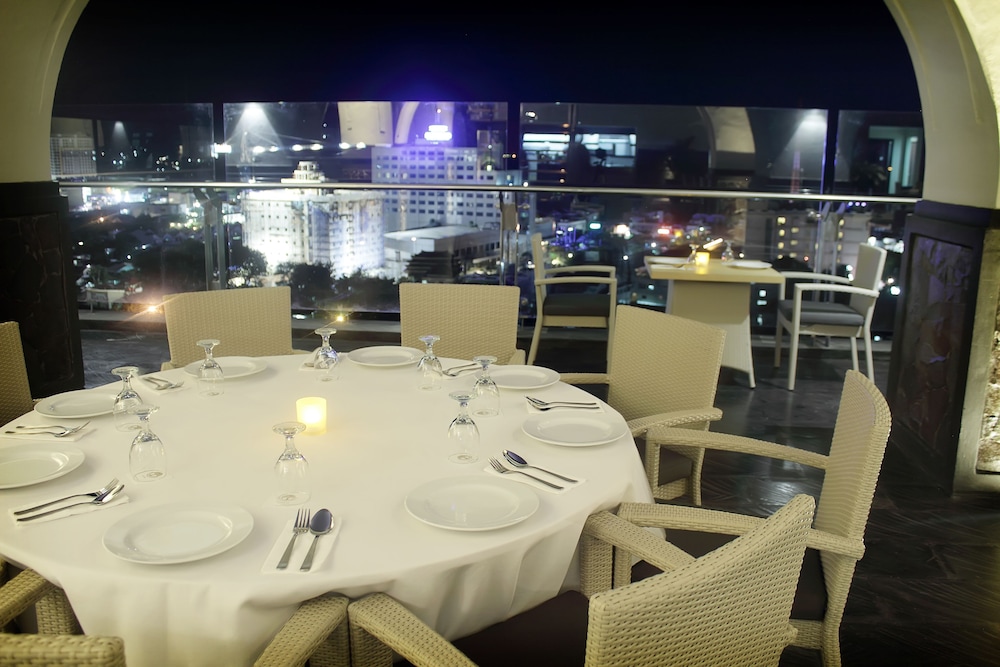 GRAN SENYIUR HOTEL 29/38