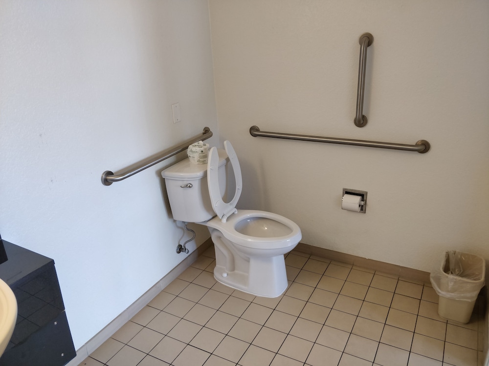 Motel6 North Richland Hills, TX 61/61