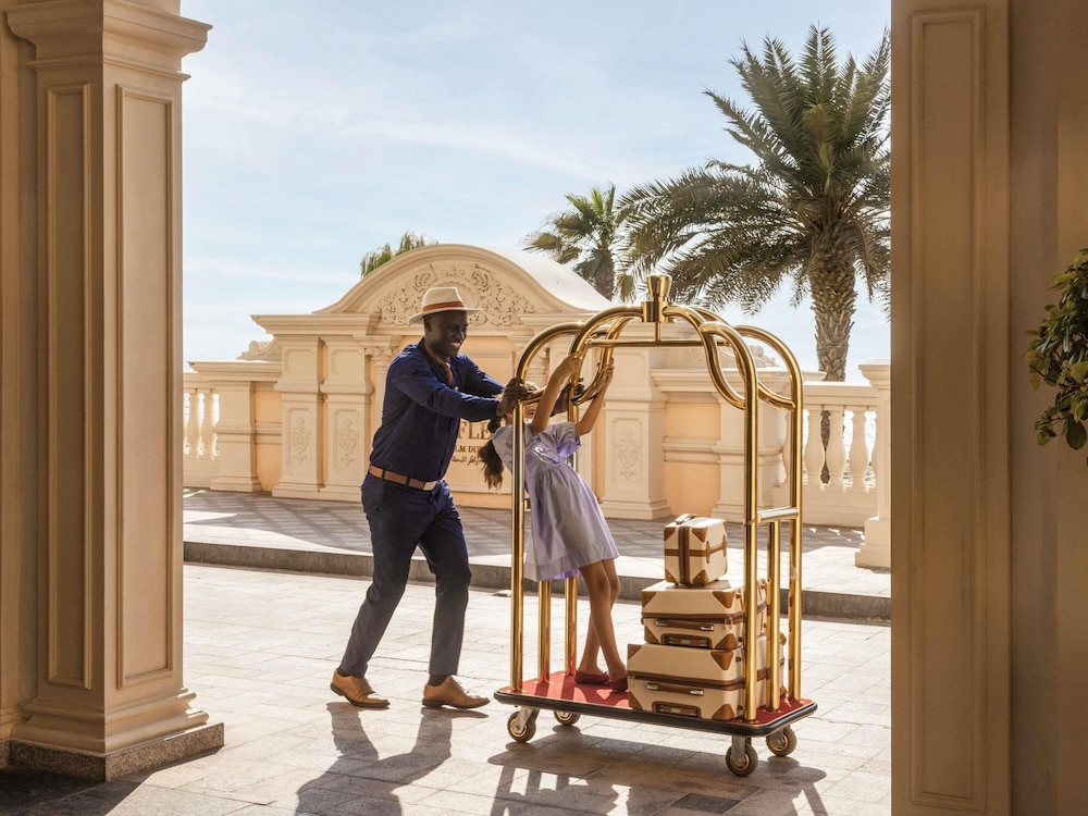 Raffles The Palm Dubai 24/47