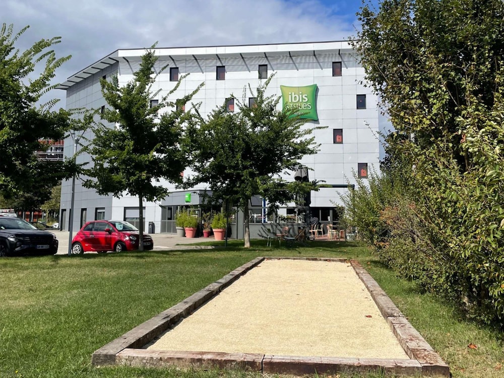 Ibis Styles Romans Valence Gare Tgv 61/71