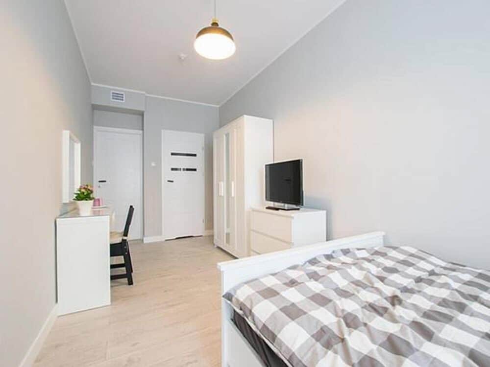 DELUXE, DOUBLE BED