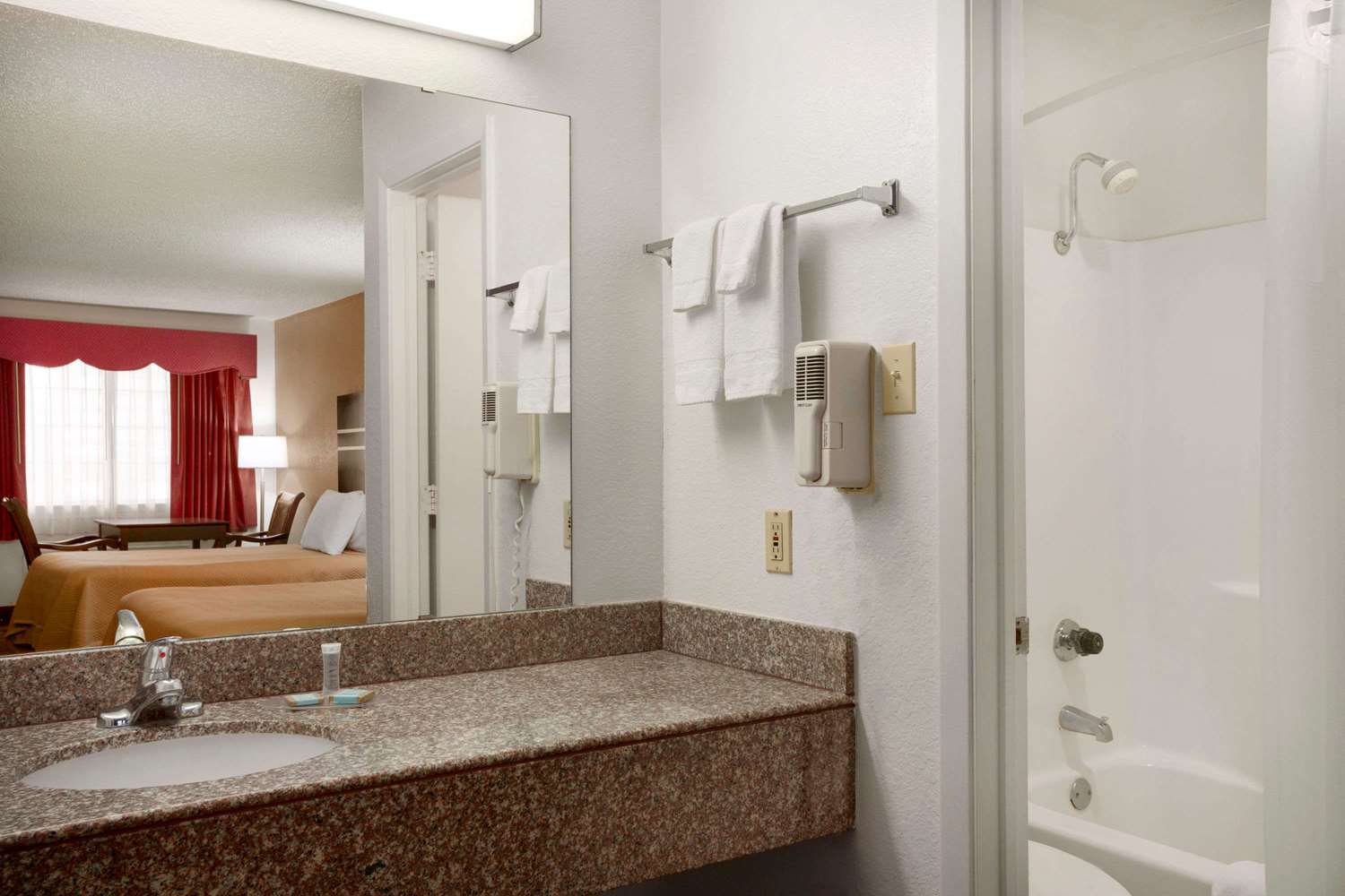 Travelodge By Wyndham Killeen/Fort Hood 6/6