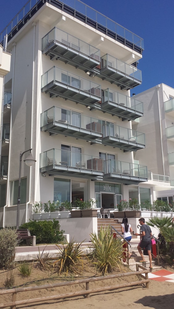 Hotel Elite 4/50