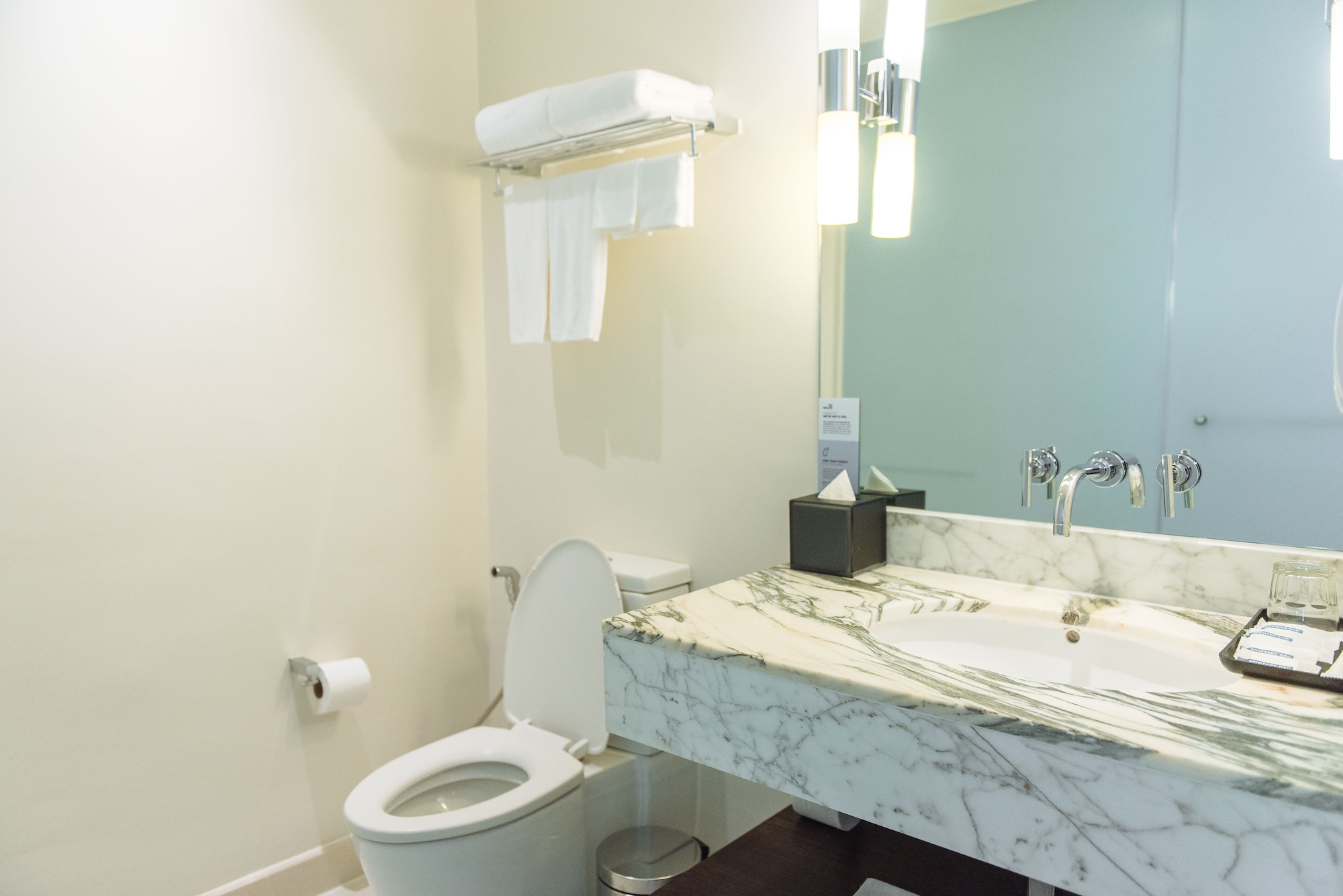 Room, Queen Bed, Stadium View, Accessible، Holiday Inn Express Bangkok Siam 4/7