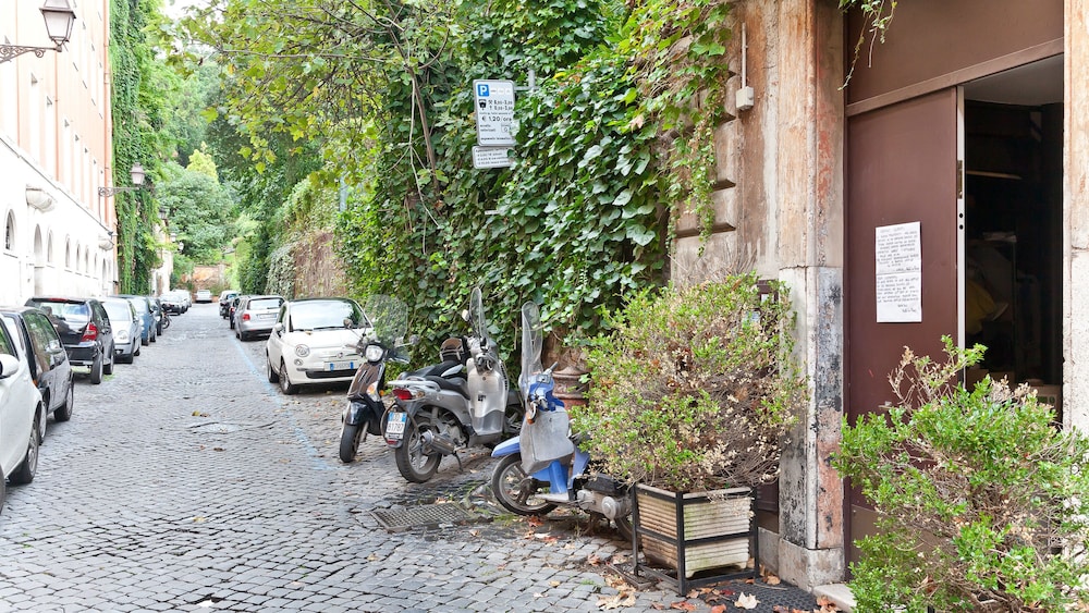 Rental In Rome Riari Loft 14/18
