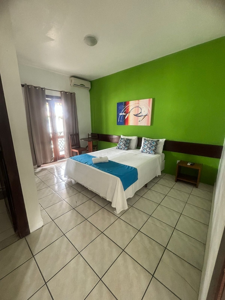 Hotel Vale Verde 24/50
