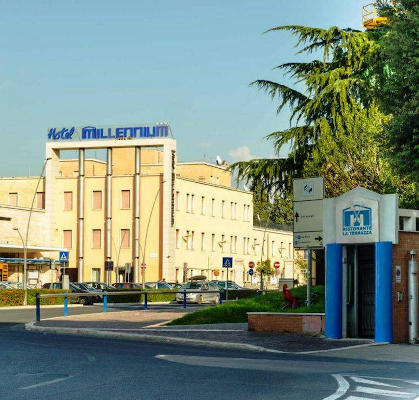 Millenium Palace Hotel 19/20