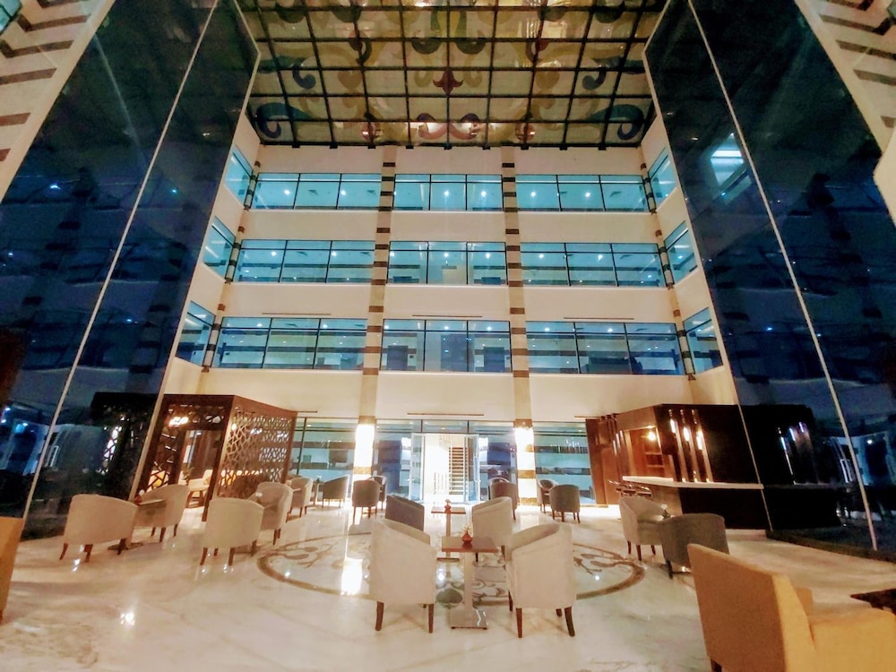 فندق ادماير(Admire Apart' Hotel) 2/50