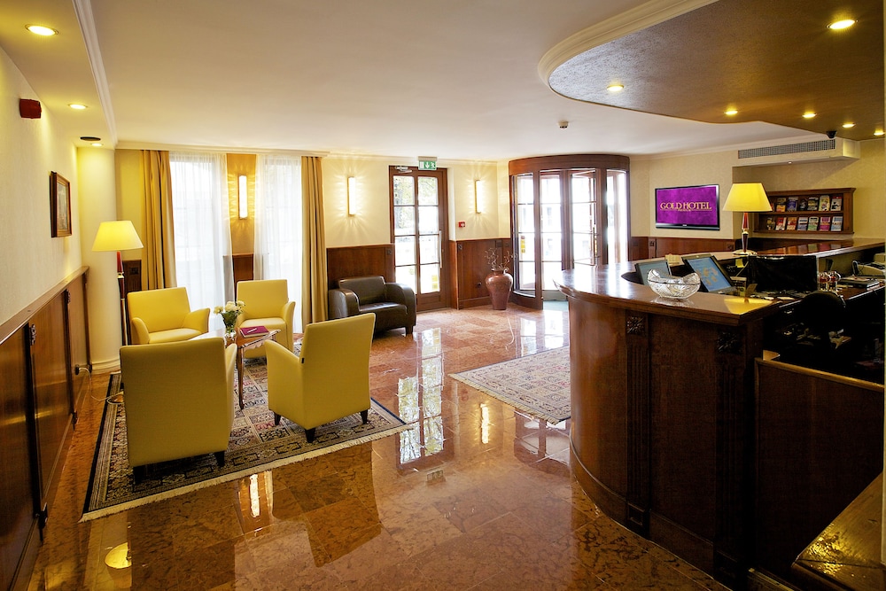 GOLD HOTEL APARTMENTS 5/50
