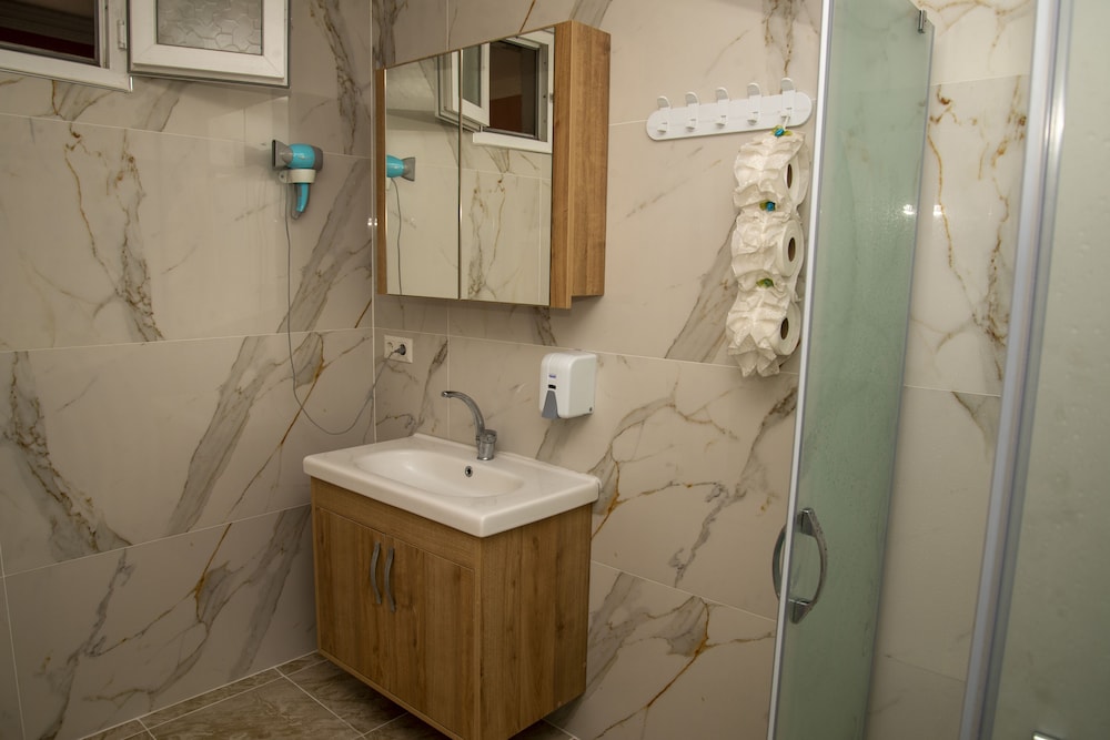 Sinter Terasse House Hotel 43/50