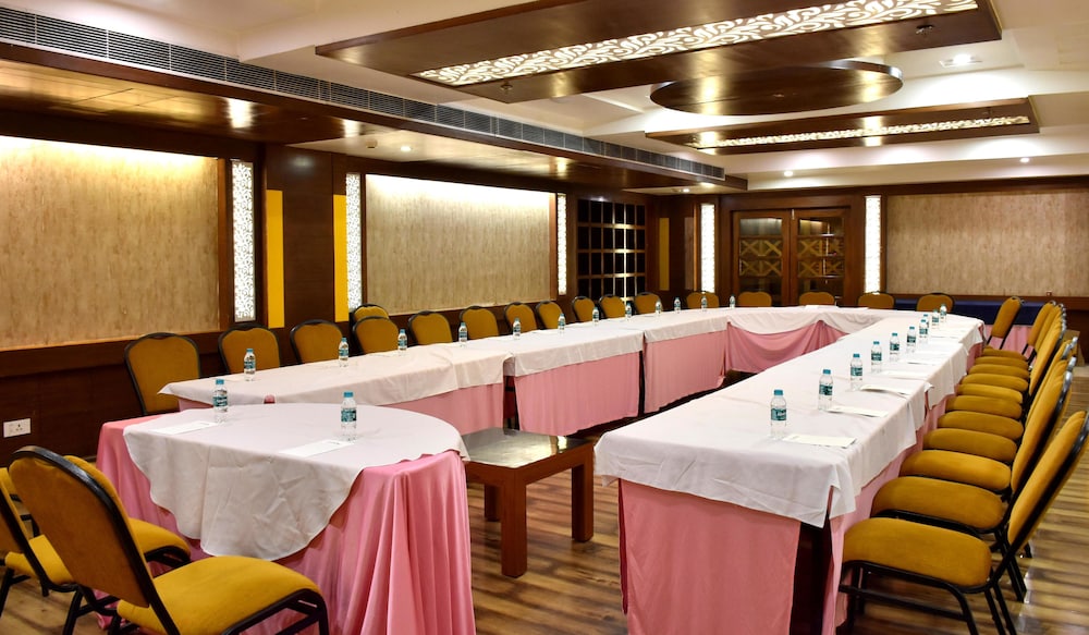 City Inn Varanasi 52/68