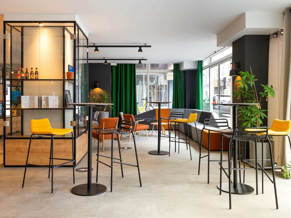 restaurant-cafeteria